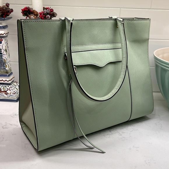 SOLD/Rebecca Minkoff Large MAB Tote Saffiano Leather - Picture 13 of 15